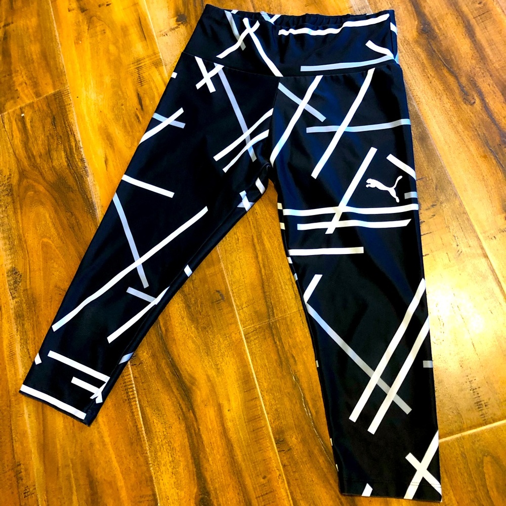 EUC Puma Capri Workout Pants Size M